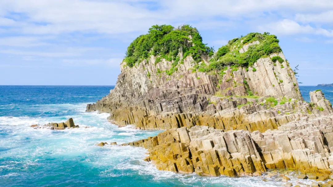 福井县风光 | 沧海桑田的变迁——越前海岸的鉾島