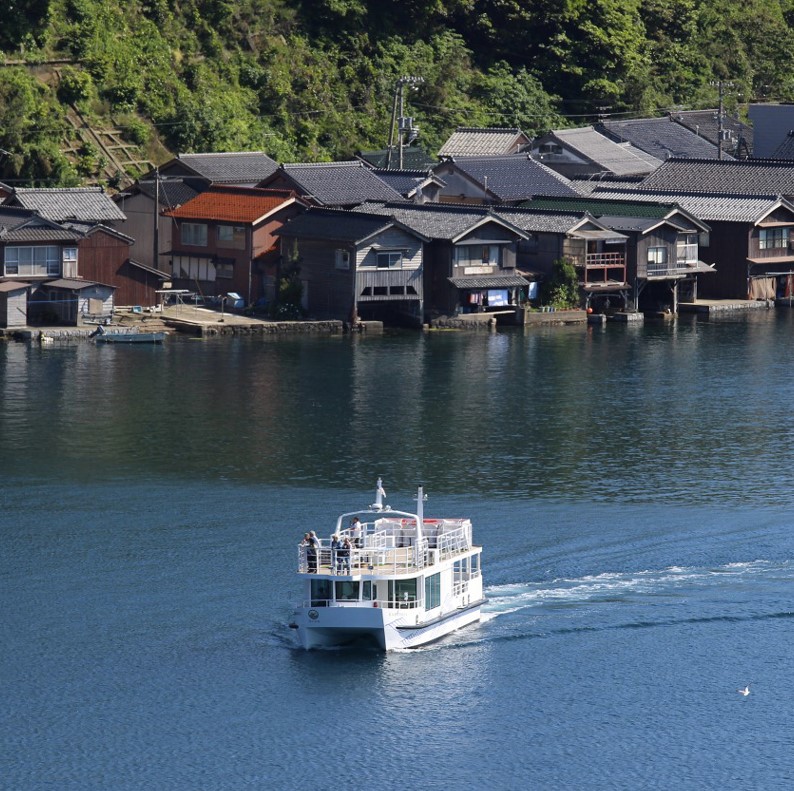 在京都，有这样一个依海而建的世外桃源....