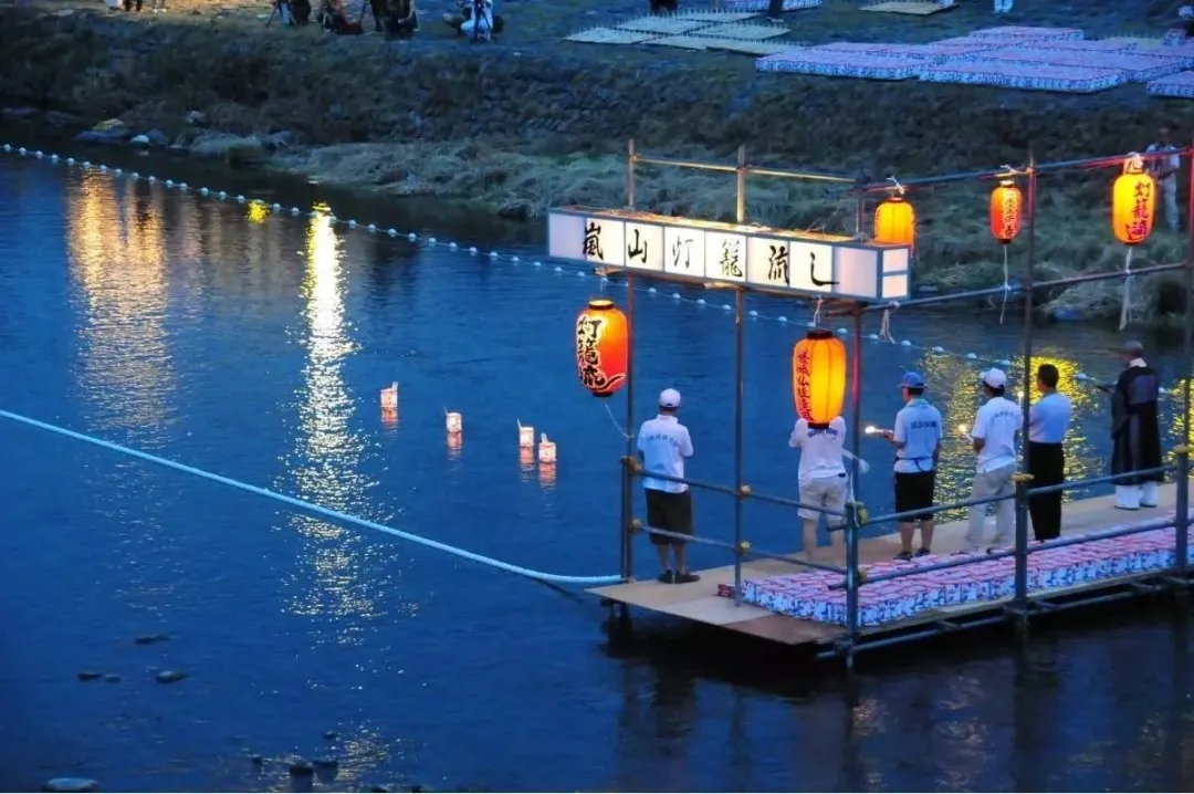 日本夏日盛大的祭典——盂兰盆节