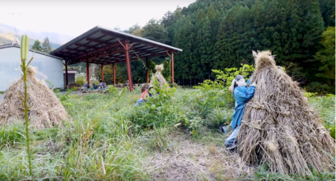 法国小哥Theveny Benoit在日本的新发现--“稻草人之村”名顷Nagoro Doll Village