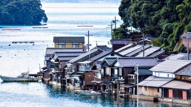 在京都，有这样一个依海而建的世外桃源....