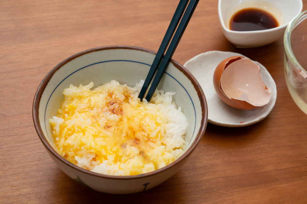 日本人为什么喜欢吃生鸡蛋？日本的鸡蛋有没有细菌呢？中国的鸡蛋可以生吃吗？