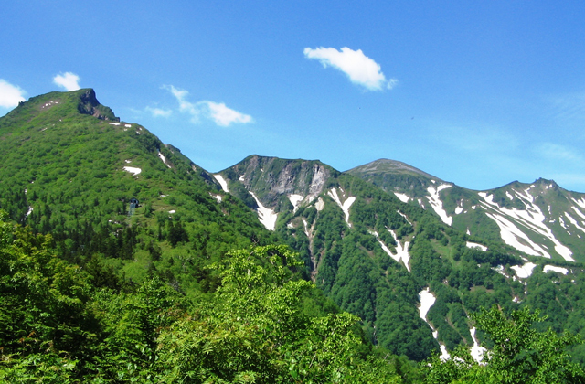 大山深处的秘境，去层云峡偷个懒