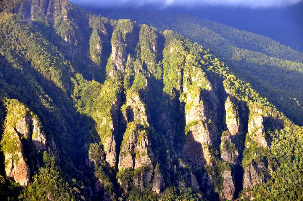 大山深处的秘境，去层云峡偷个懒