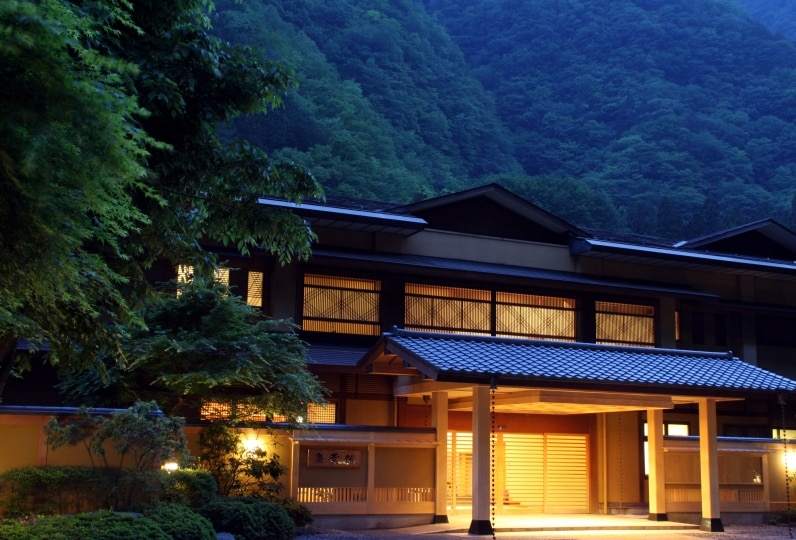 盘点日本九大顶级温泉酒店，有没有您去住过的呢？